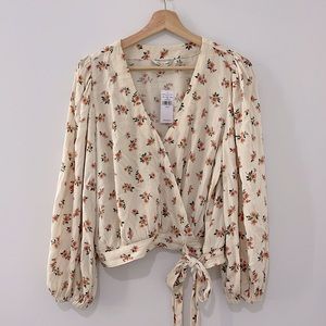 NWT Long Sleeve Floral Blouse with Front Tie